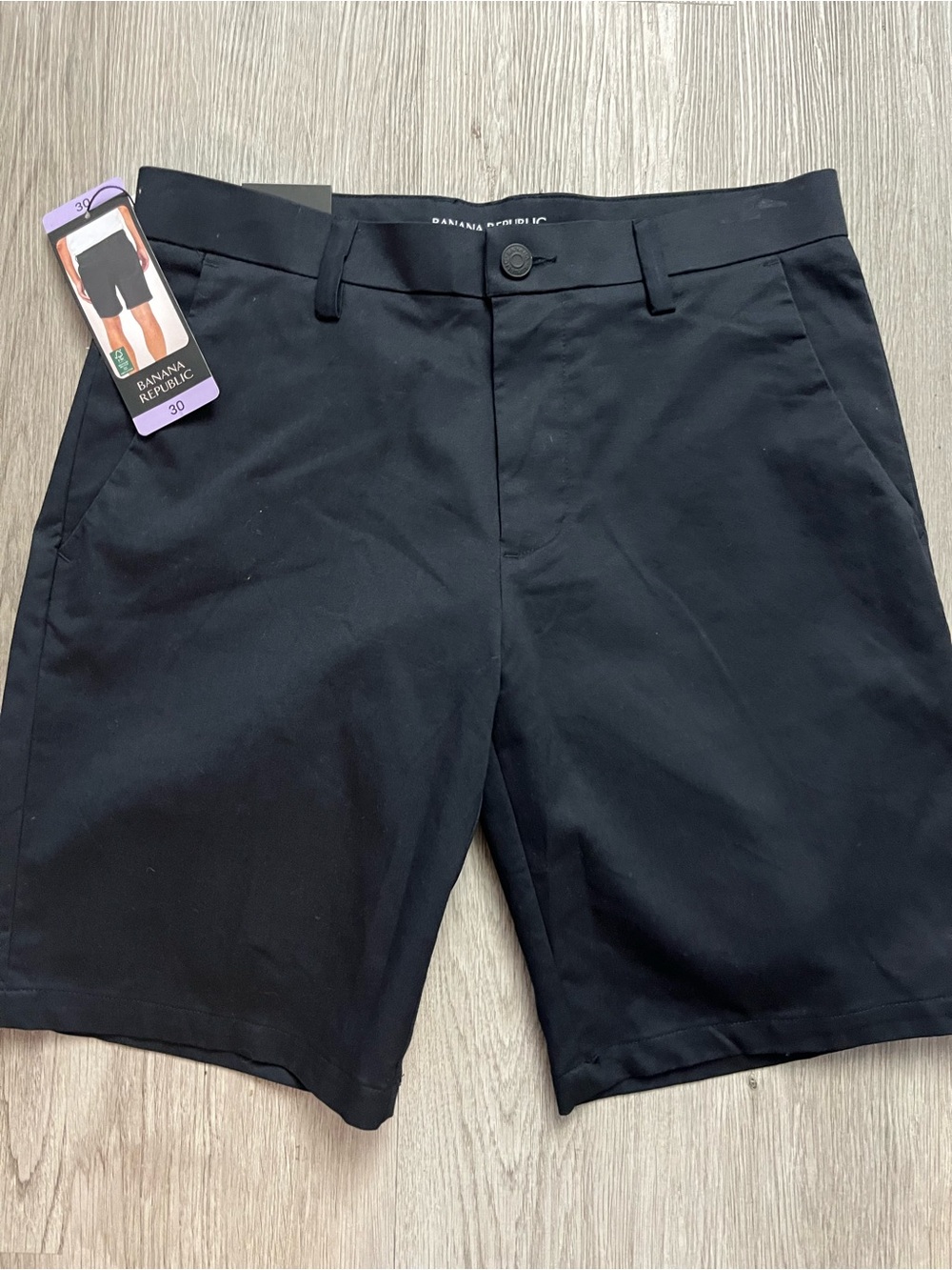 🔥368–NWT Banana Republic Men's Black Flat-Front Chino Shorts